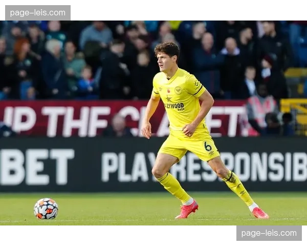 布伦特福德46进球42失球净胜球4个，中游球队攻防表现最为均衡